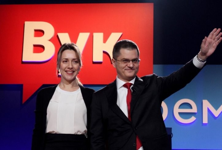 The family money transfer: Vuk Jeremic transferred 650.000 $ to his wife Natasa’s bank account